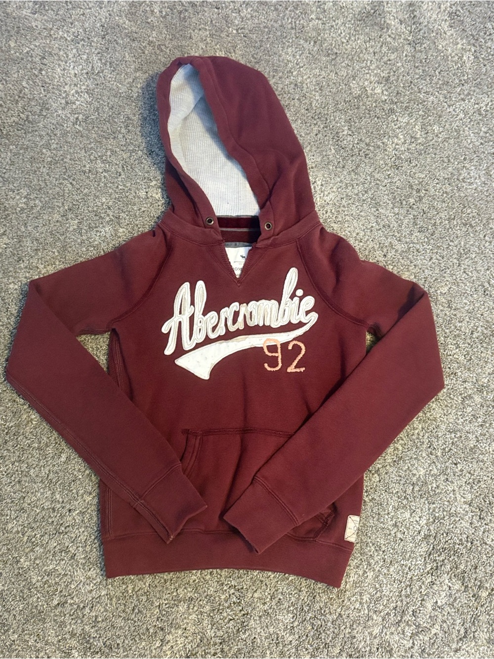 Vintage Y2K Abercrombie & Fitch 92 Hoodie Women’s Small Burgundy V Notch